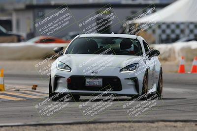 media/Jan-28-2024-SCCA SD (Sun) [[95d197e79e]]/1-Advanced Group/Session 3 Turn 2/